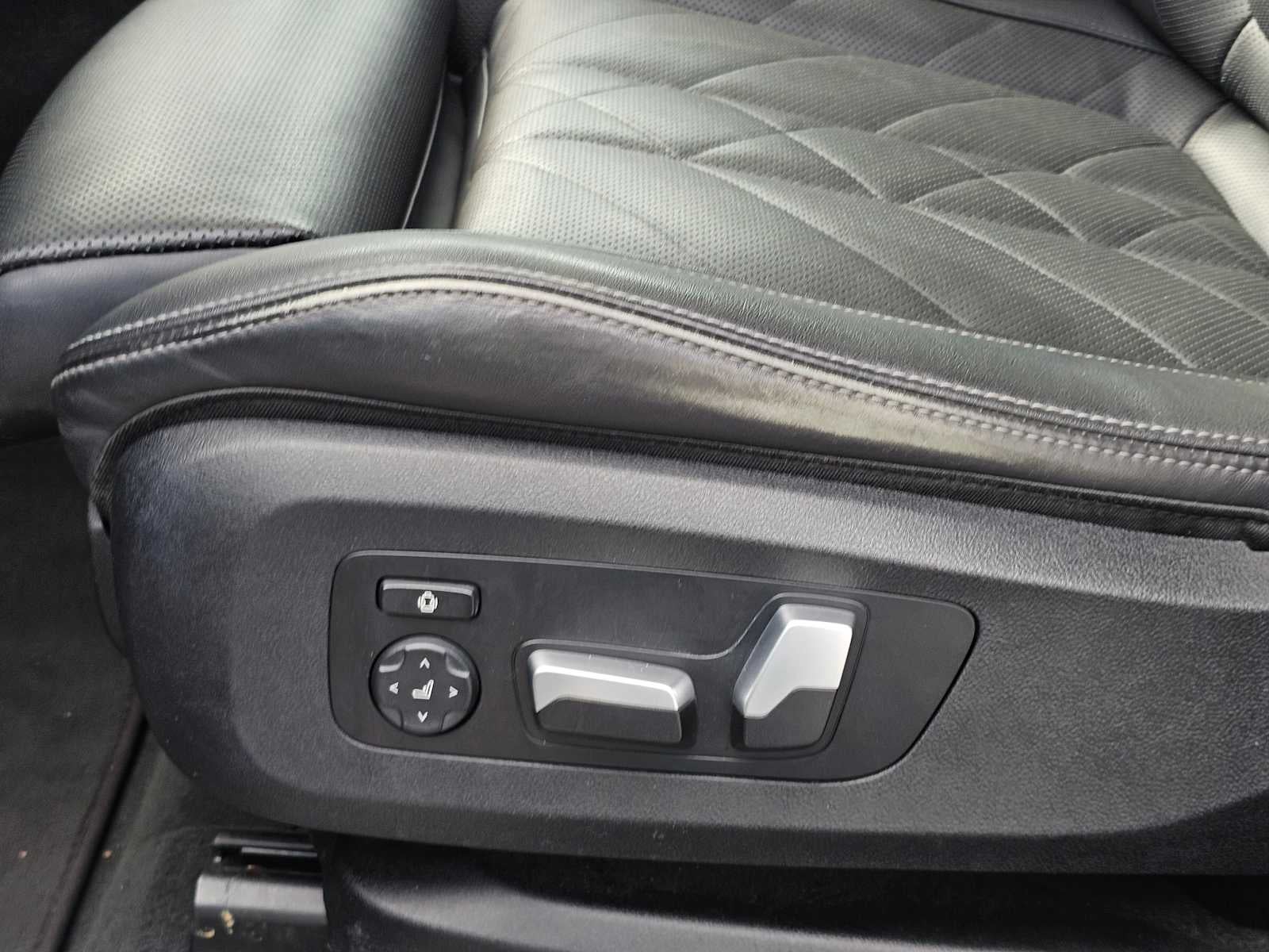 2023 BMW X5 xDrive40i xDrive40i