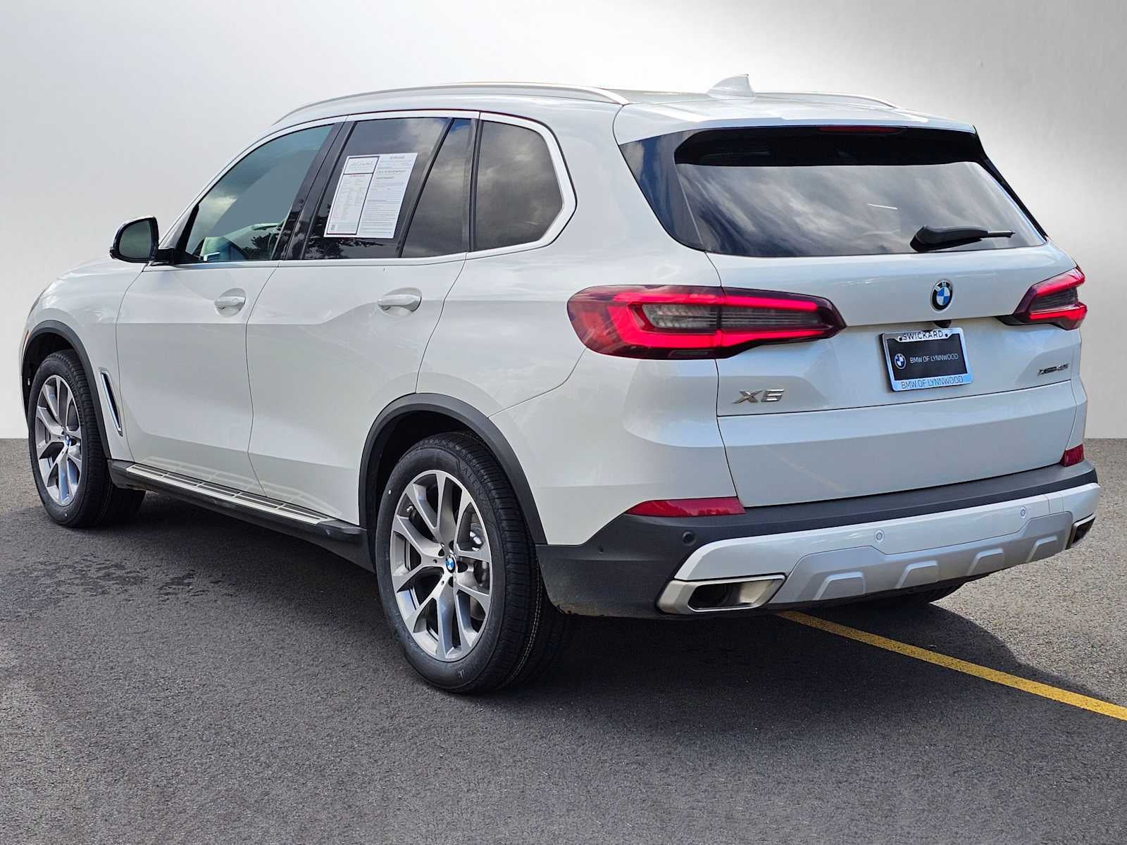 2023 BMW X5 xDrive40i xDrive40i