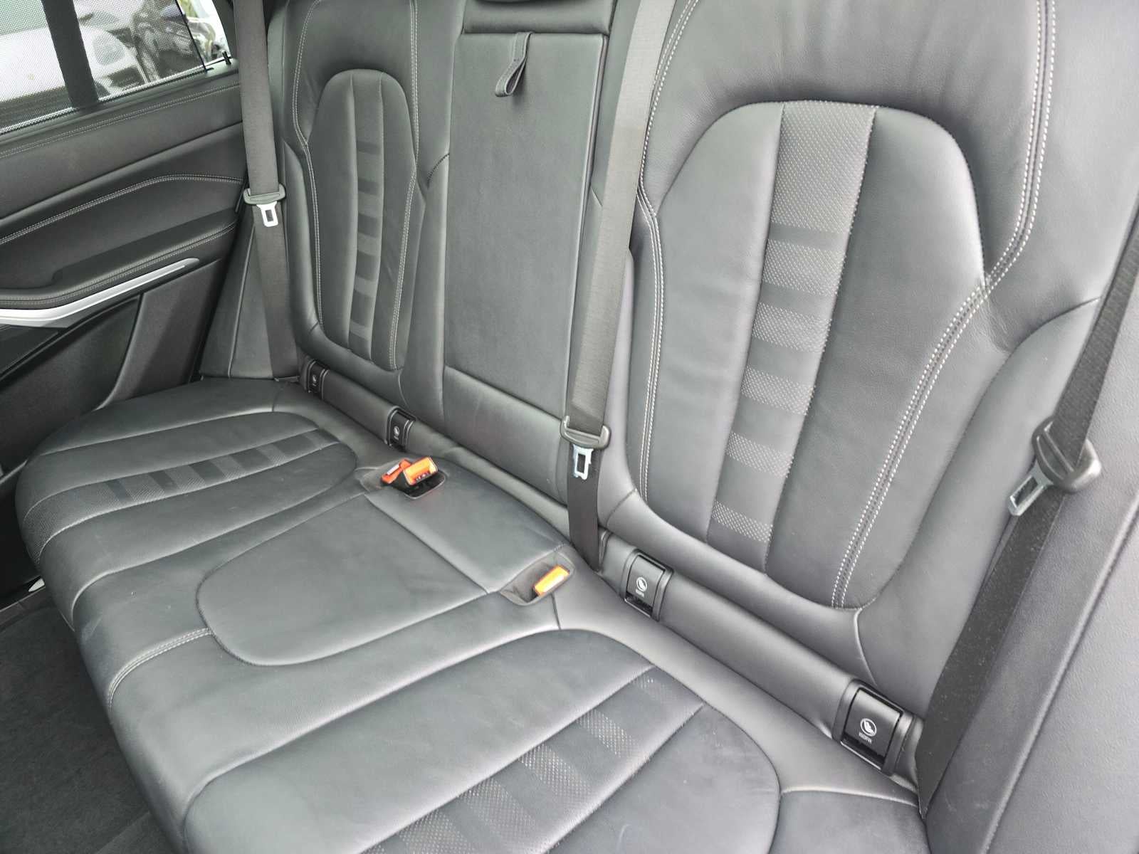2022 BMW X5 xDrive40i xDrive40i