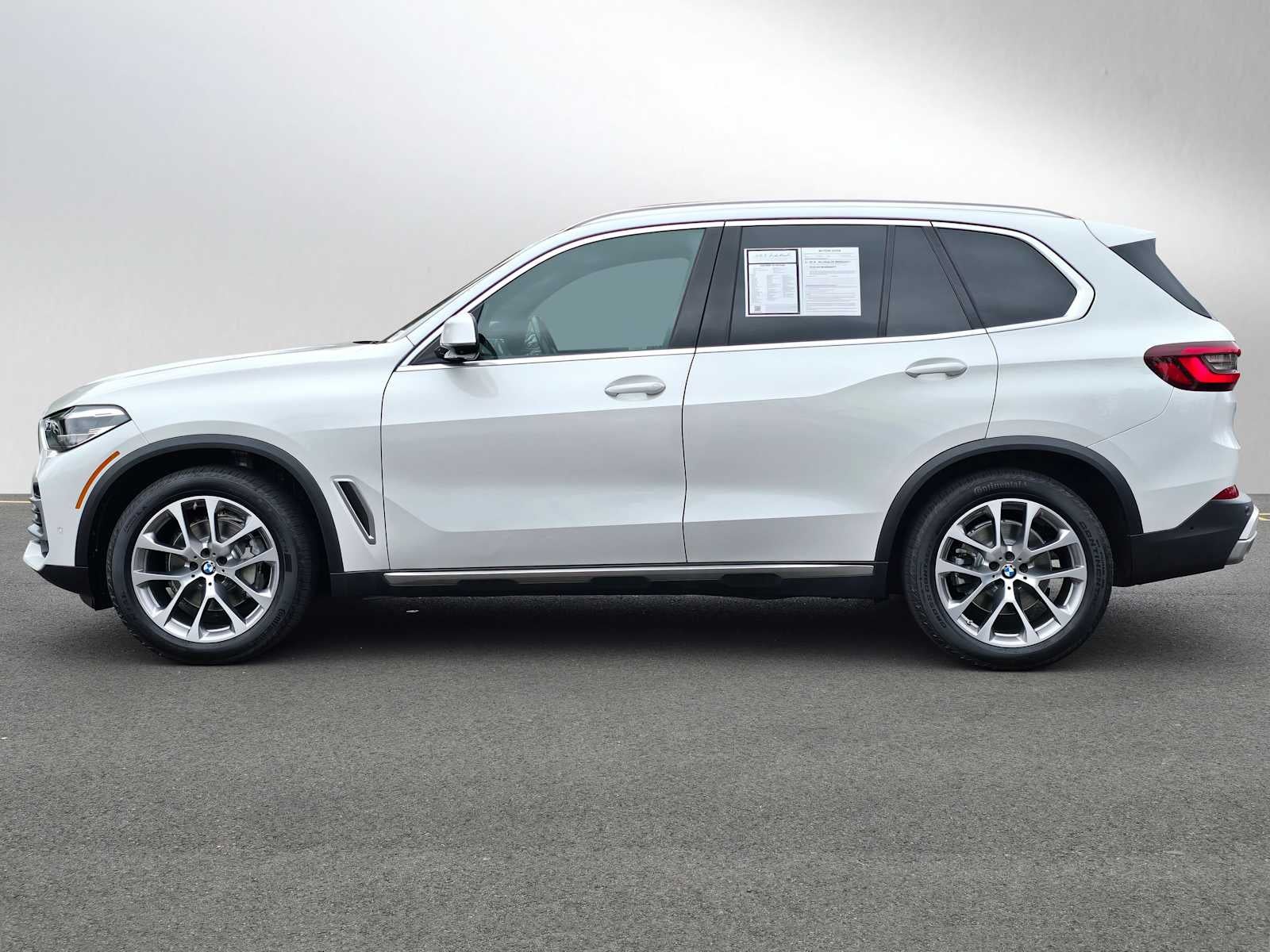 2022 BMW X5 xDrive40i xDrive40i