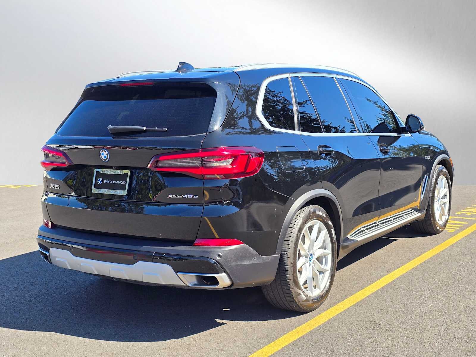 2023 BMW X5 xDrive45e xDrive45e