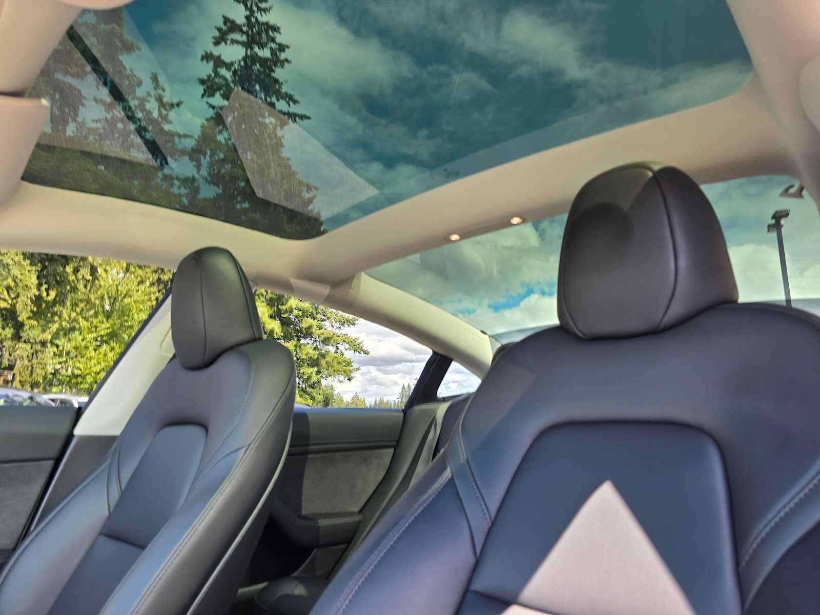 2023 Tesla Model 3 RWD