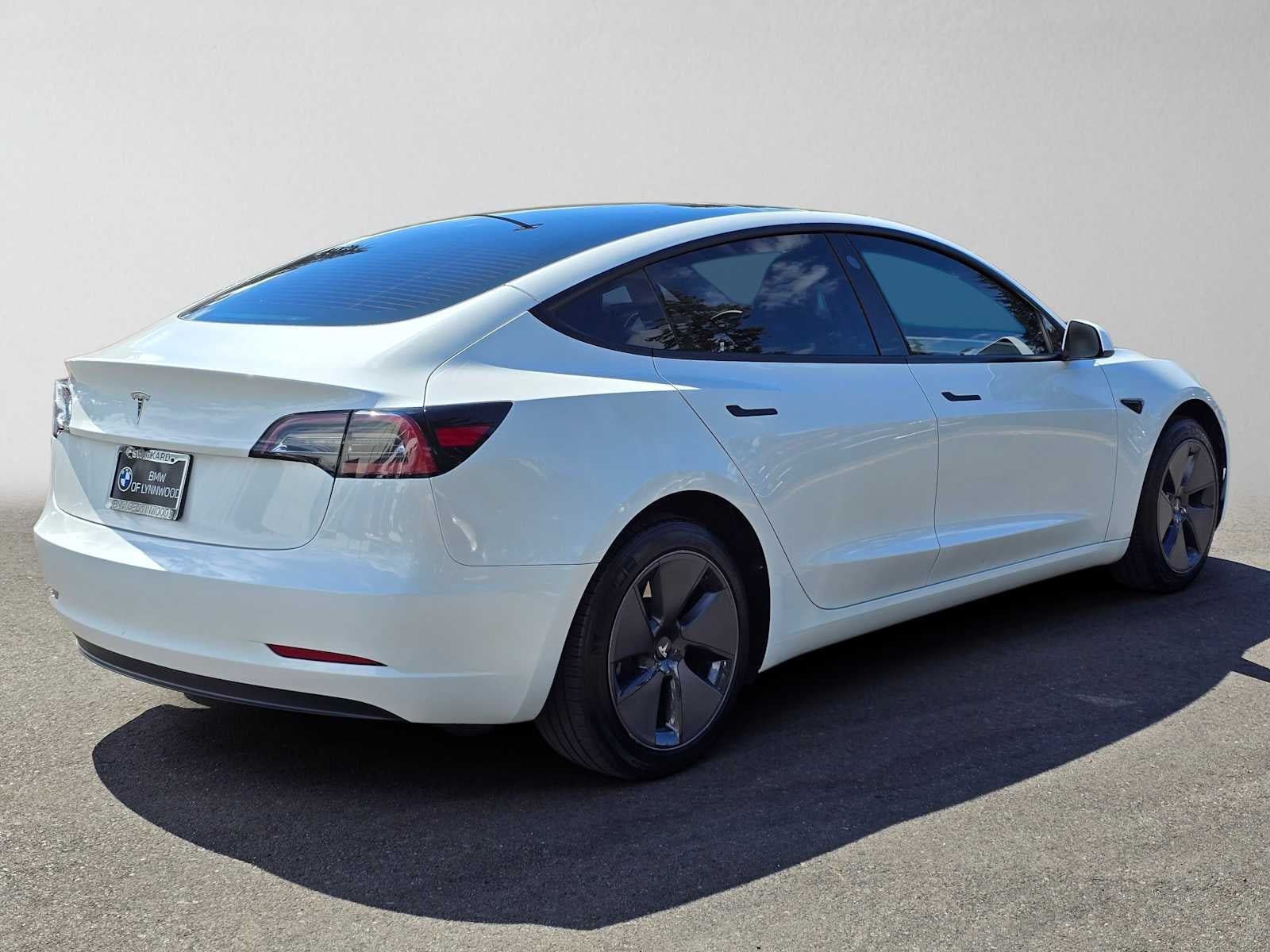 2023 Tesla Model 3 RWD