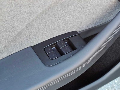 2024 Tesla Model 3 RWD