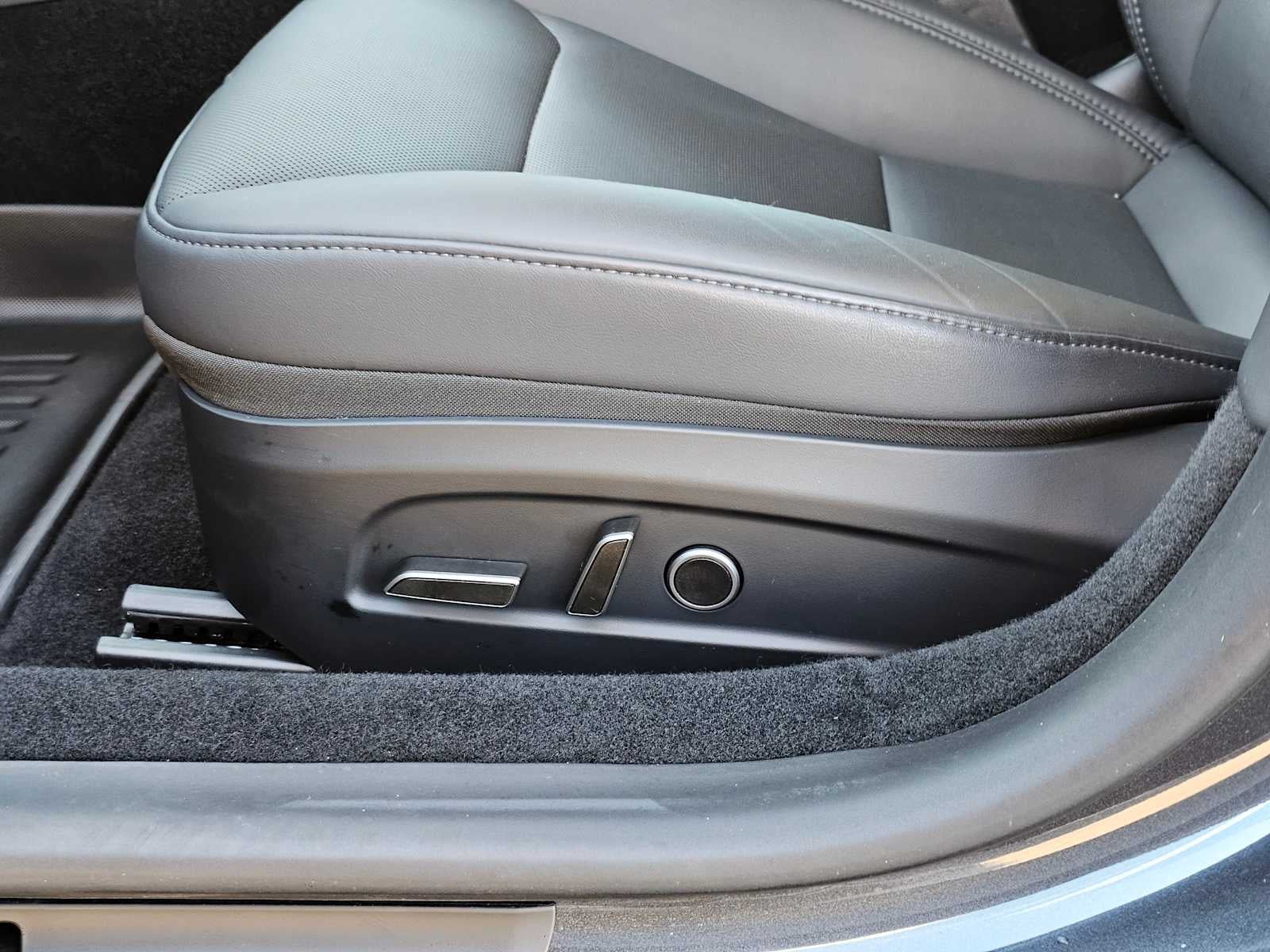 2024 Tesla Model 3 RWD