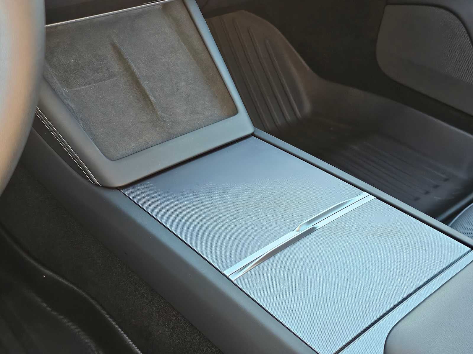 2024 Tesla Model 3 RWD