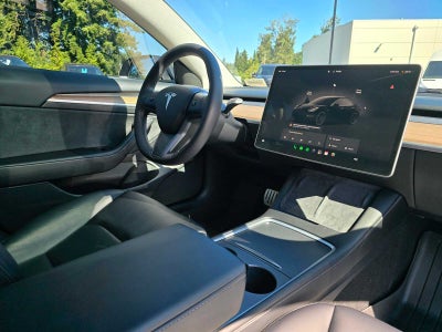 2023 Tesla Model 3 Performance