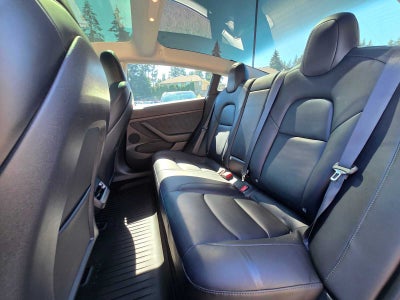 2023 Tesla Model 3 Performance