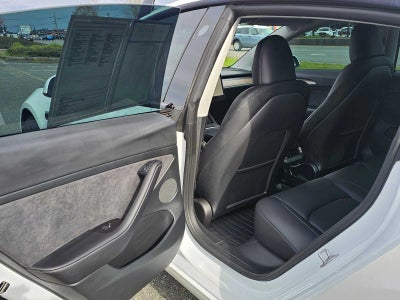 2023 Tesla Model 3 Performance