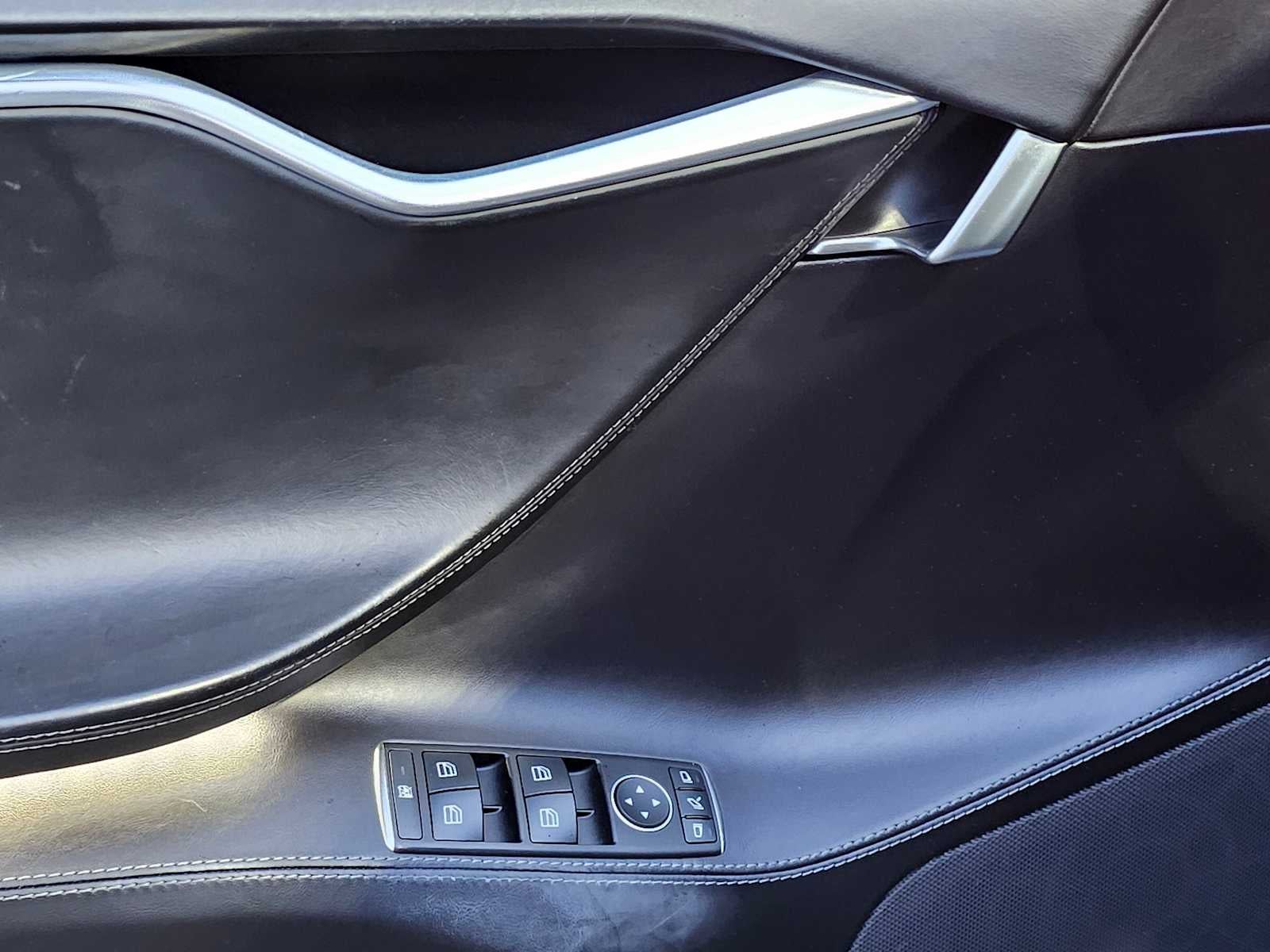 2016 Tesla Model S 75D