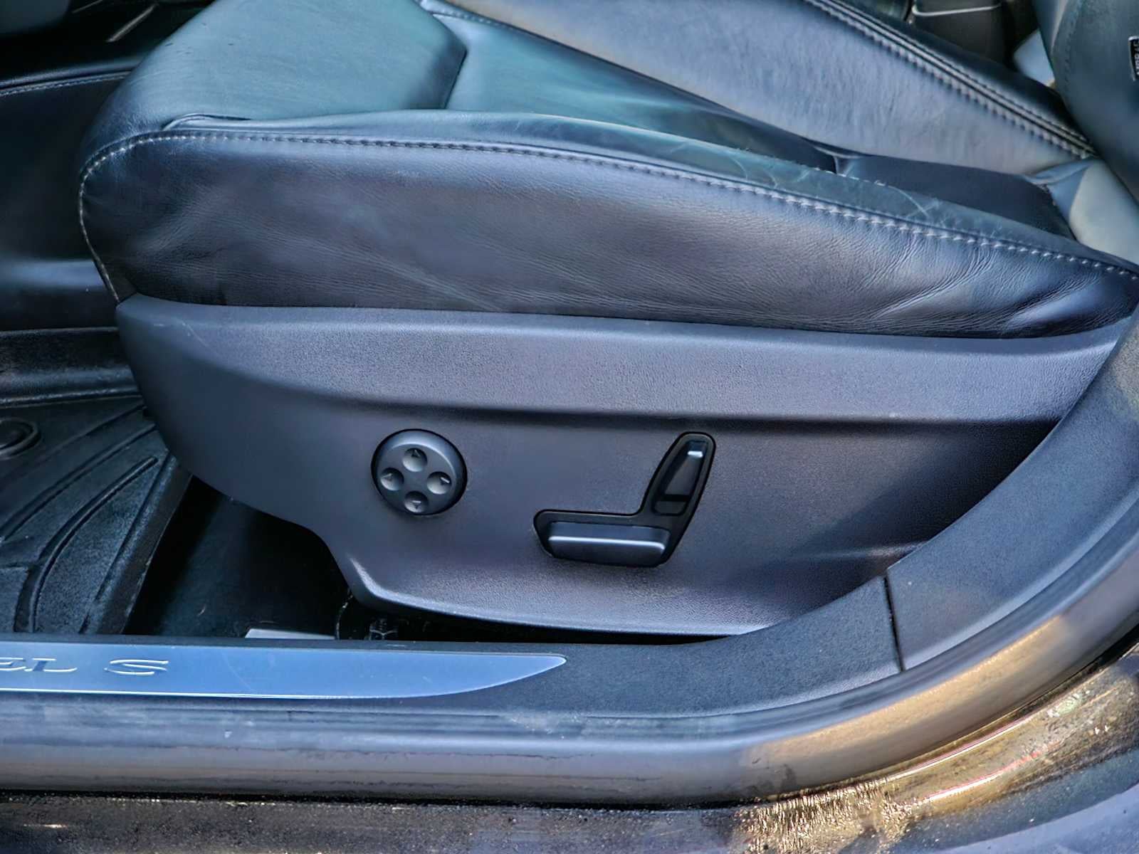 2016 Tesla Model S 75D