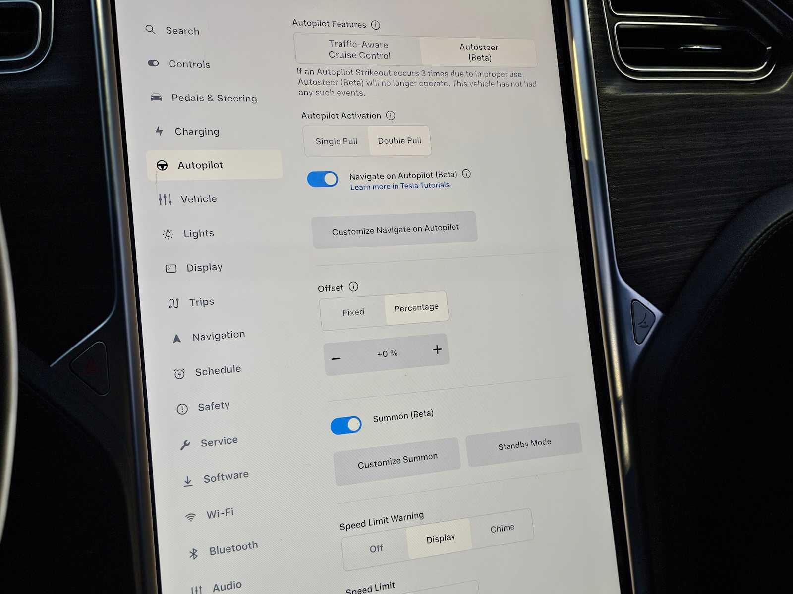 2016 Tesla Model S 75D