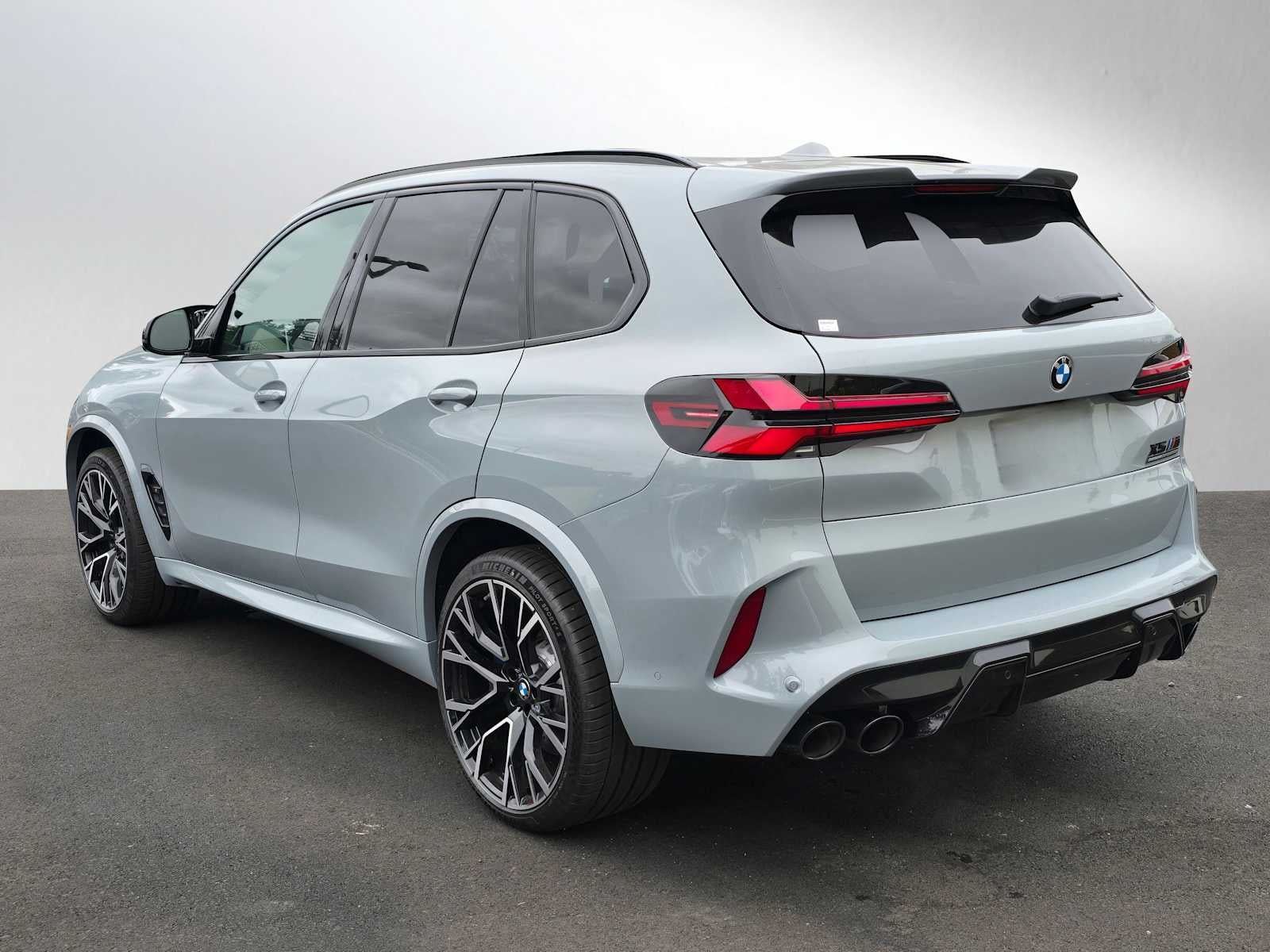 2025 BMW X5 M Competition