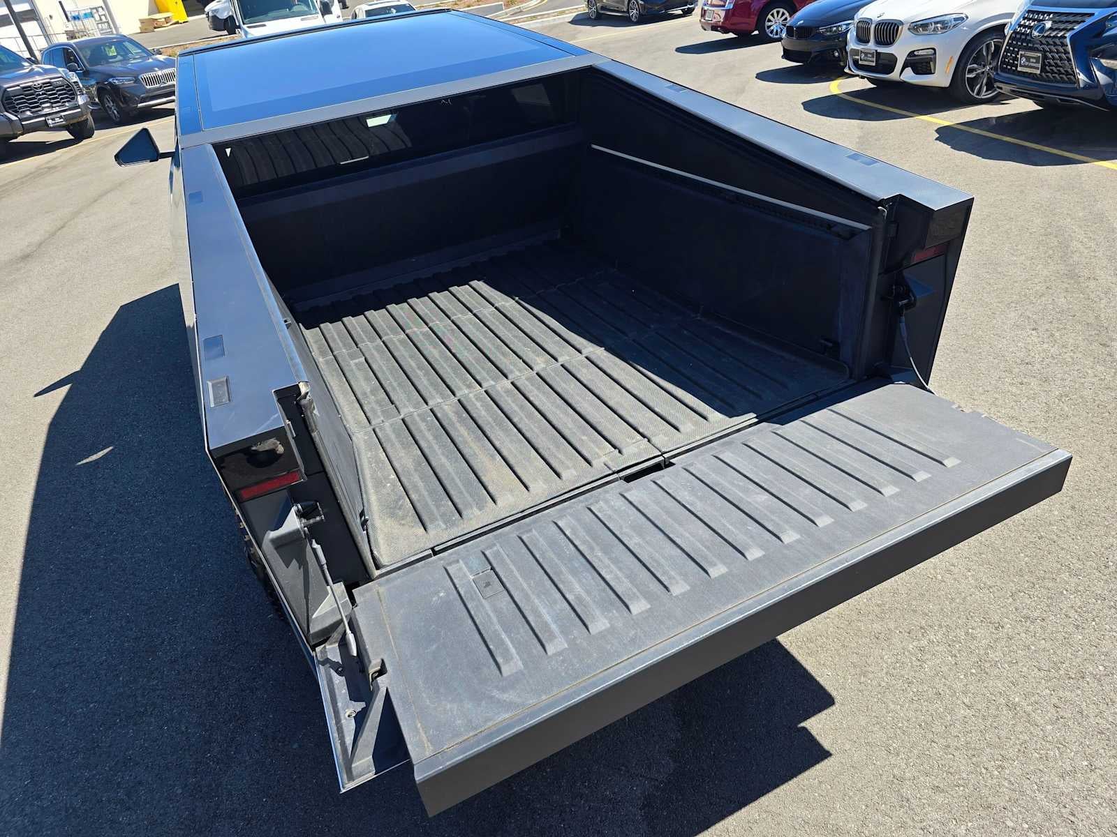 2024 Tesla Cybertruck Cyberbeast