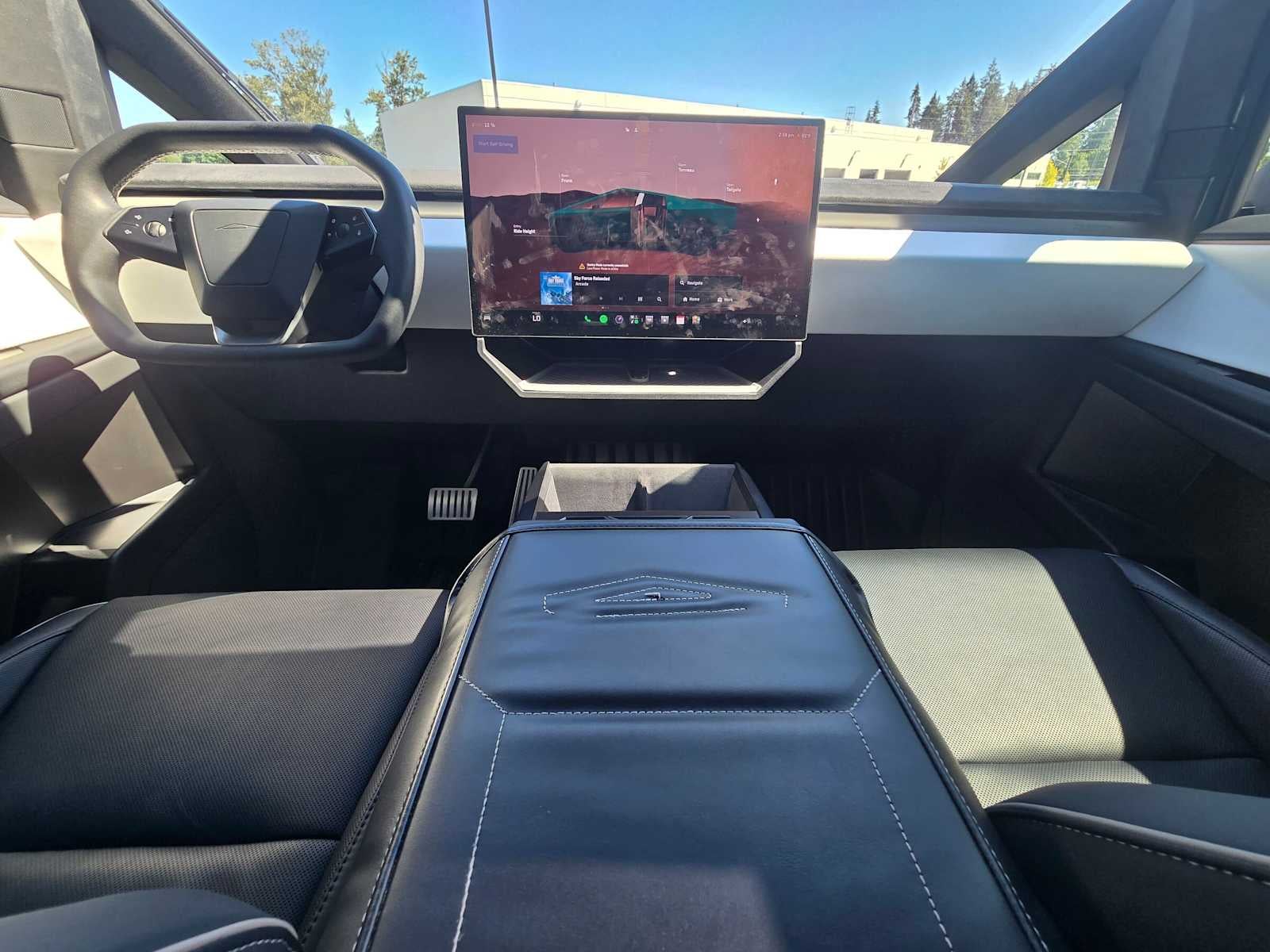 2024 Tesla Cybertruck Cyberbeast