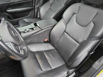 2022 Volvo S60 Recharge Plug-In Hybrid R-Design Expression