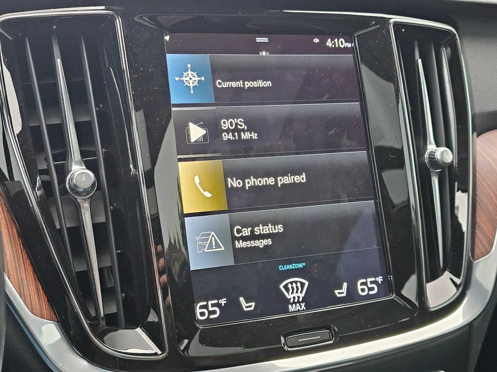 2022 Volvo S60 Recharge Plug-In Hybrid R-Design Expression