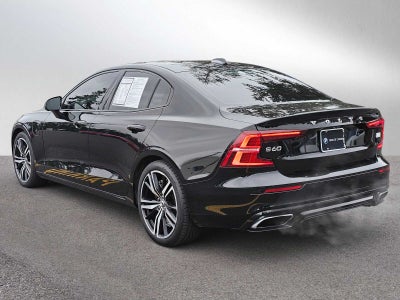 2022 Volvo S60 Recharge Plug-In Hybrid R-Design Expression