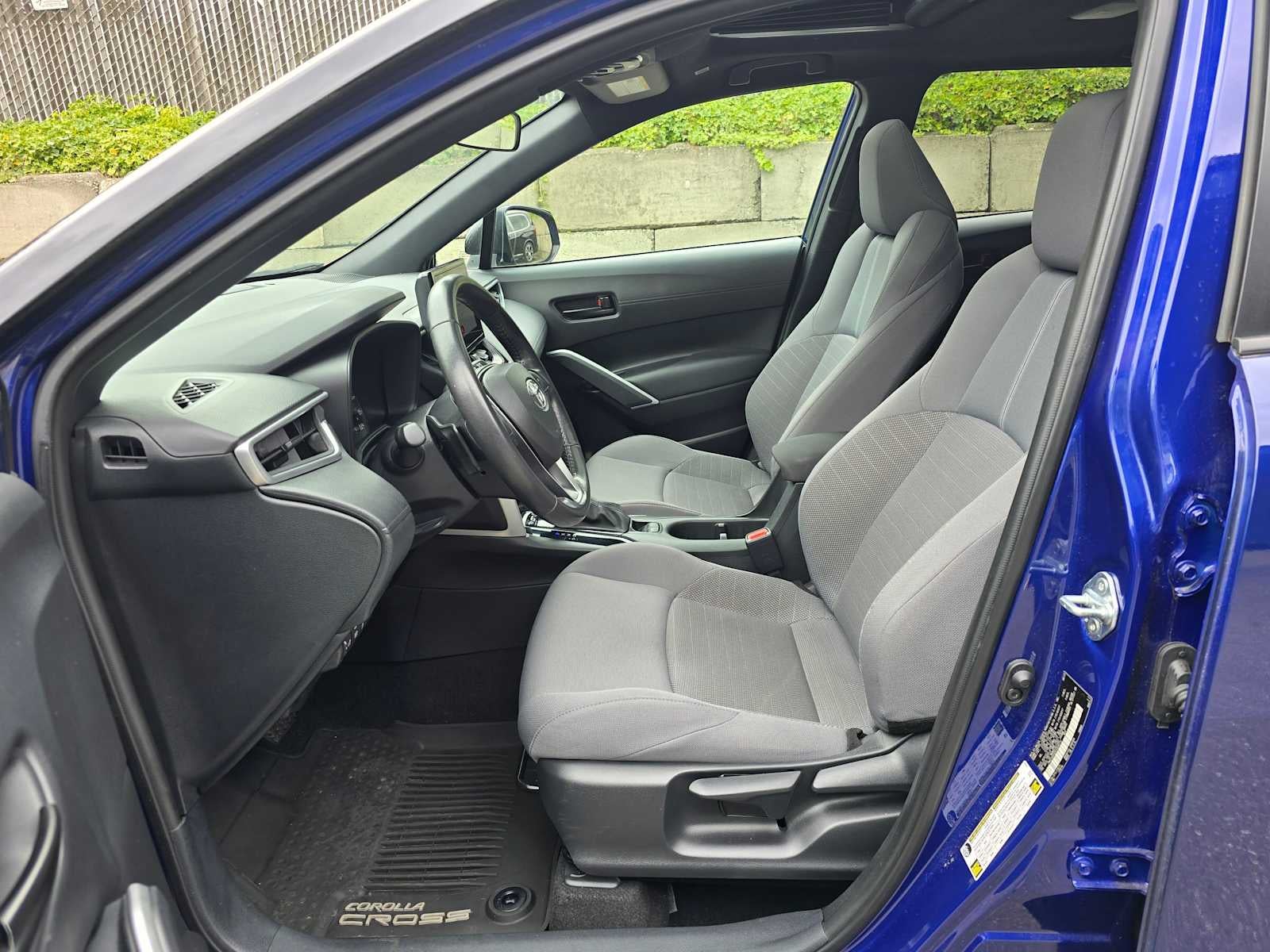 2023 Toyota Corolla Cross Hybrid SE