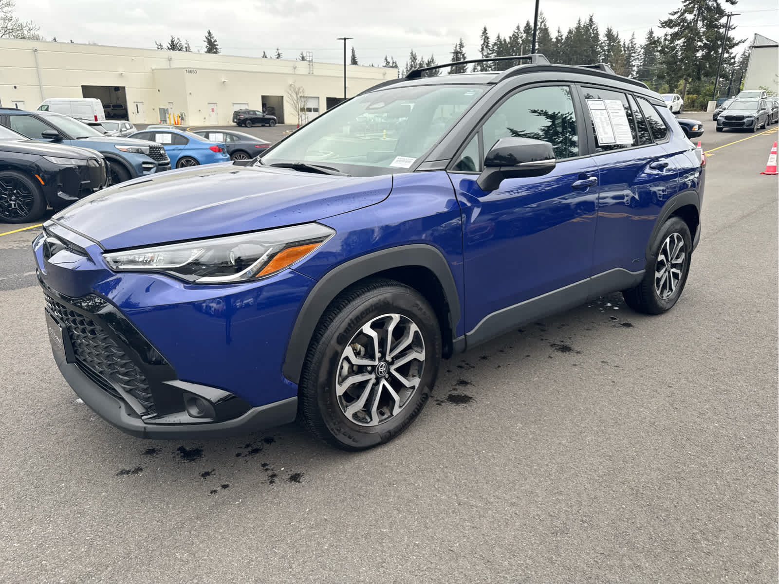 2023 Toyota Corolla Cross Hybrid SE