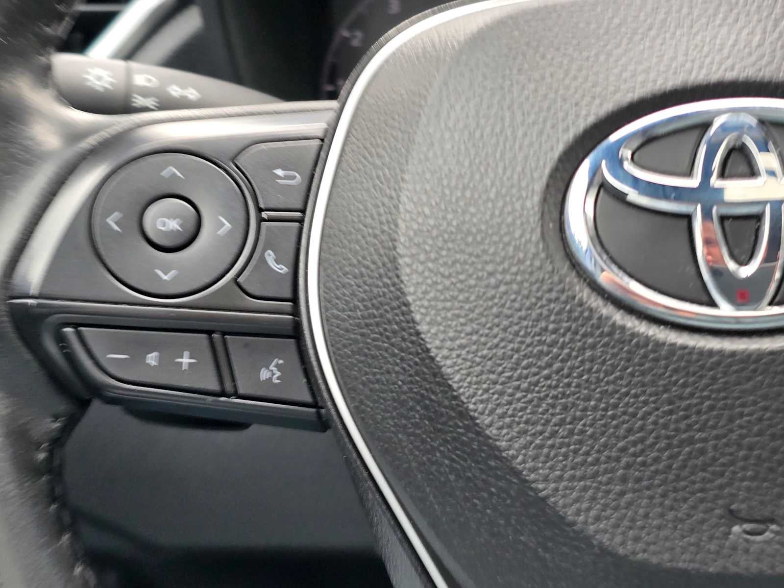 2023 Toyota Corolla Cross Hybrid SE