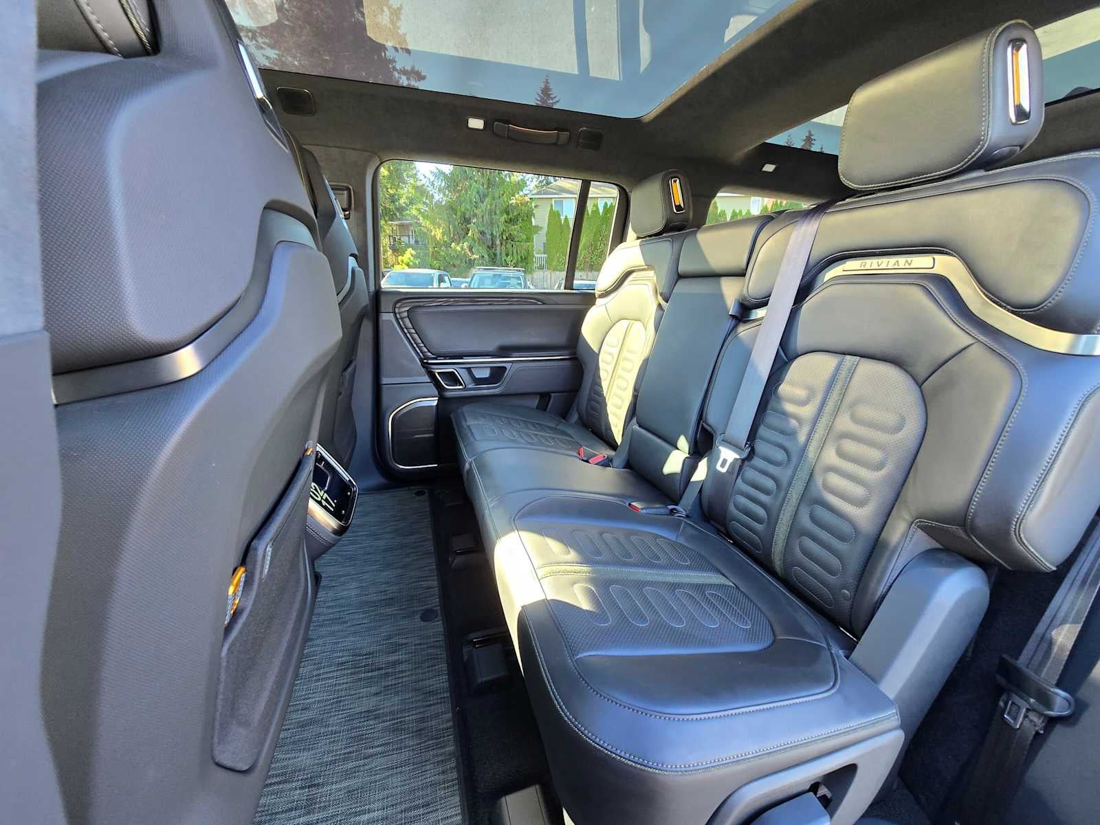 2022 Rivian R1S Launch Edition