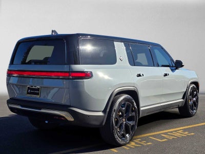 2022 Rivian R1S Launch Edition