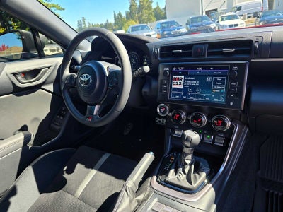 2025 Toyota GR86 Premium
