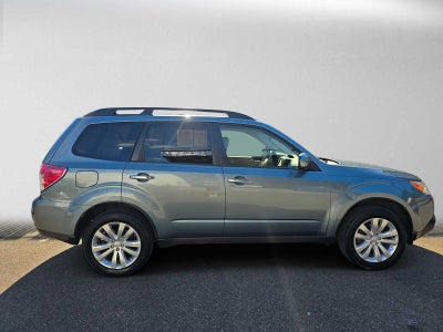 2013 Subaru Forester 2.5X Limited