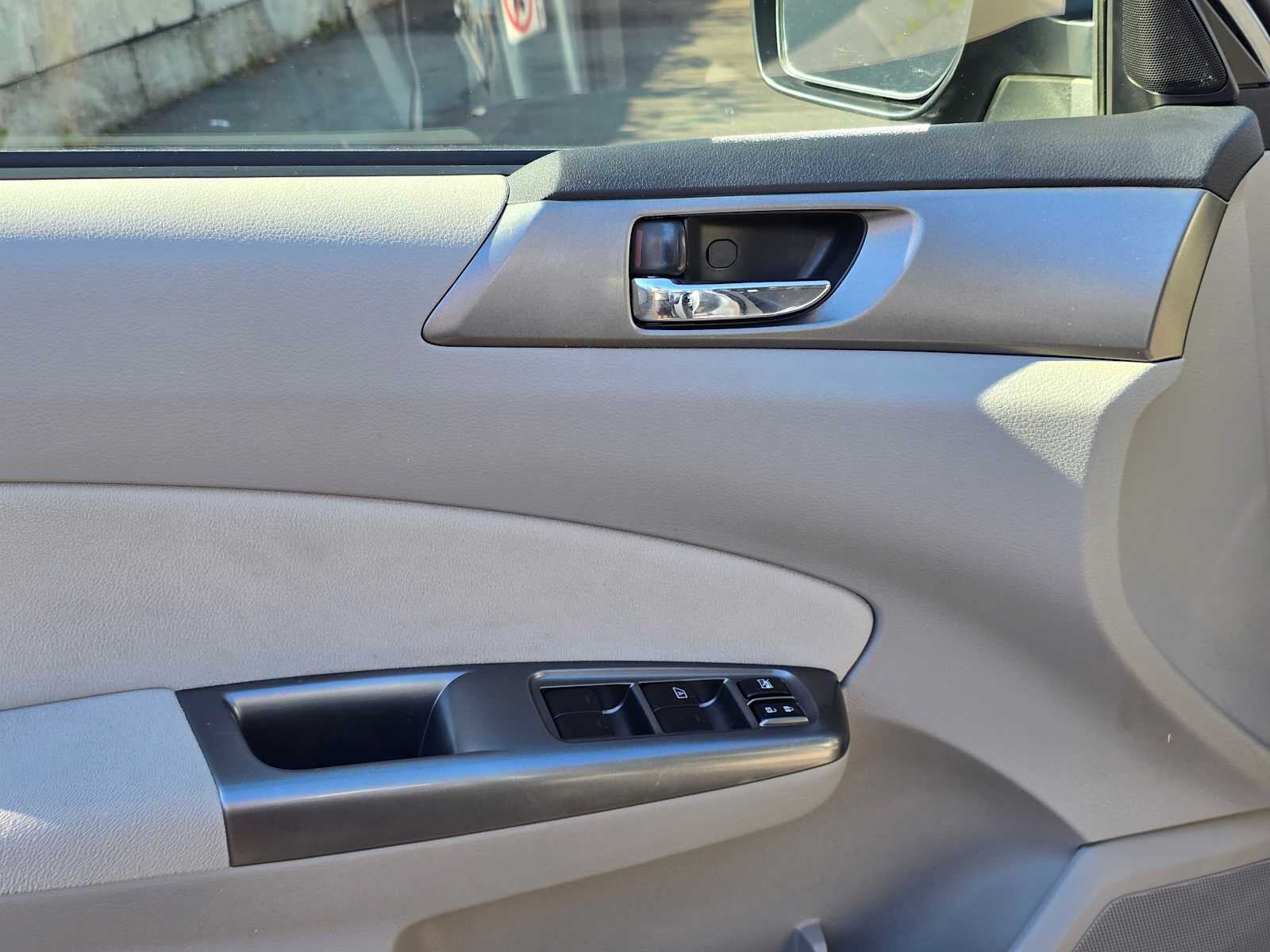 2013 Subaru Forester 2.5X Limited