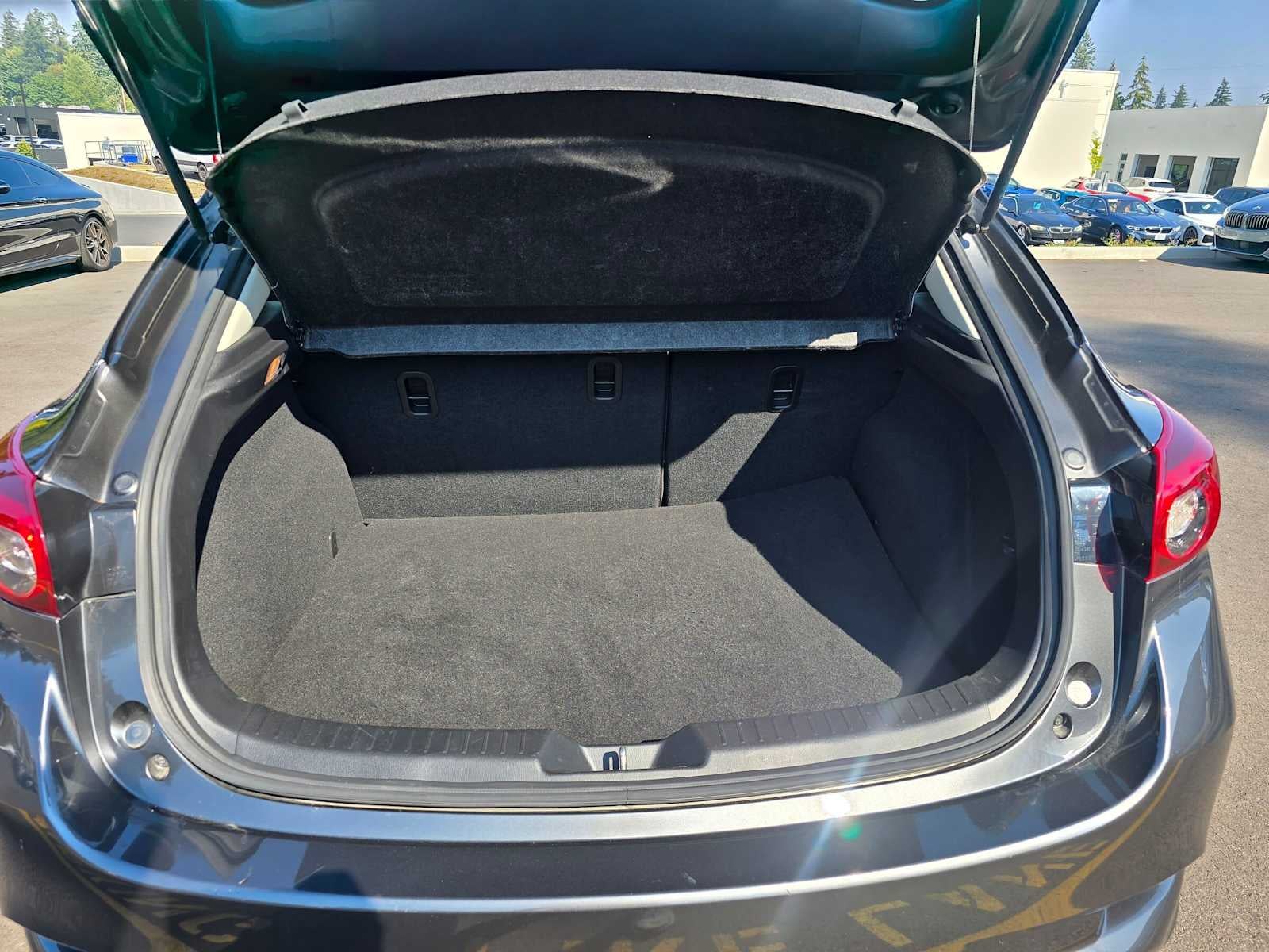2017 Mazda Mazda3 5-Door Grand Touring