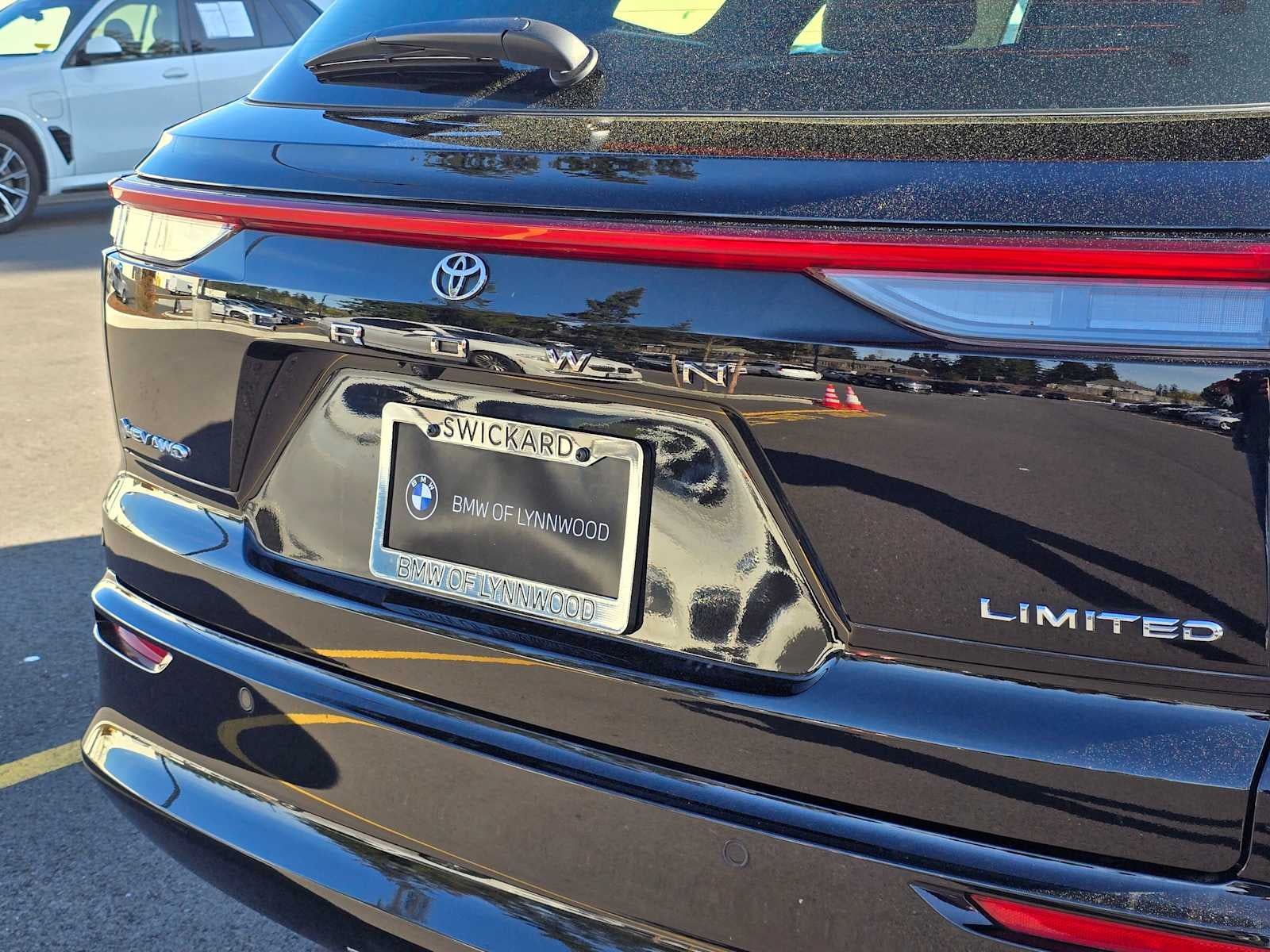 2025 Toyota Crown Signia Limited