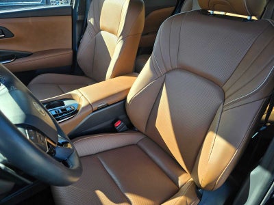 2025 Toyota Crown Signia Limited