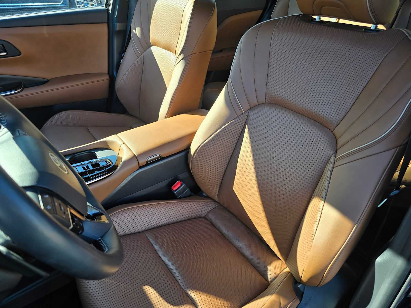 2025 Toyota Crown Signia Limited