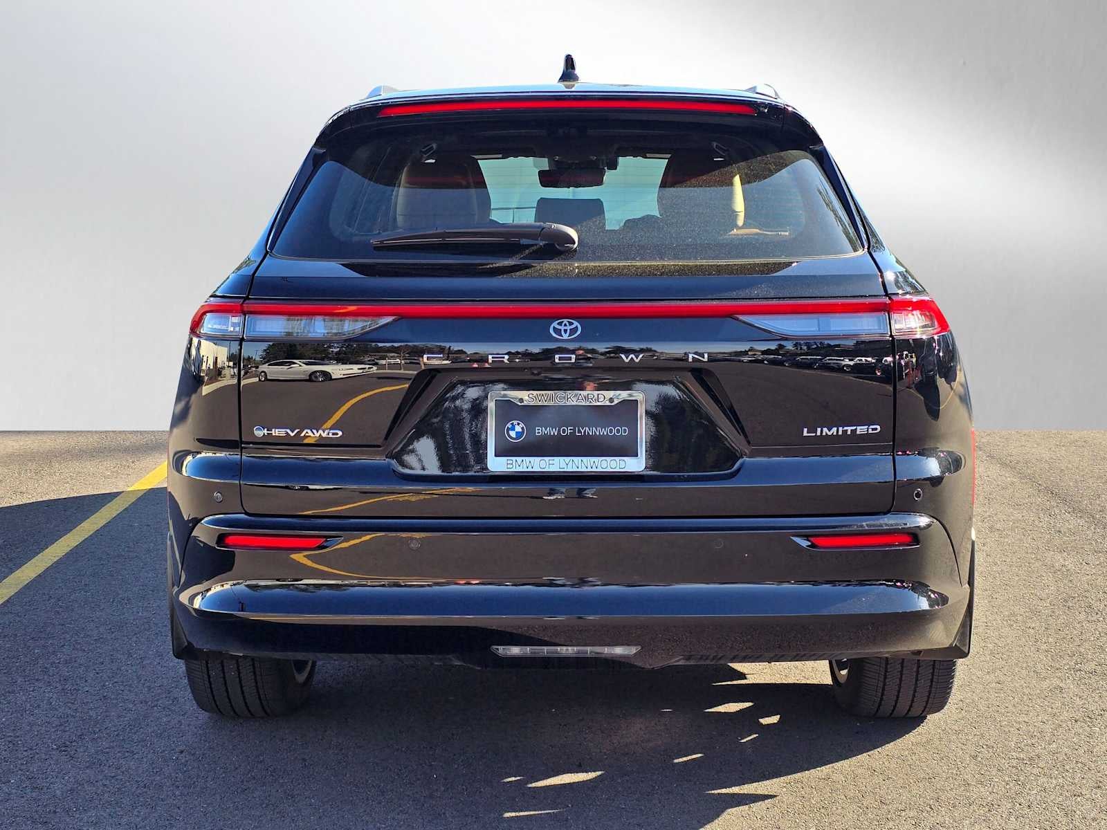 2025 Toyota Crown Signia Limited