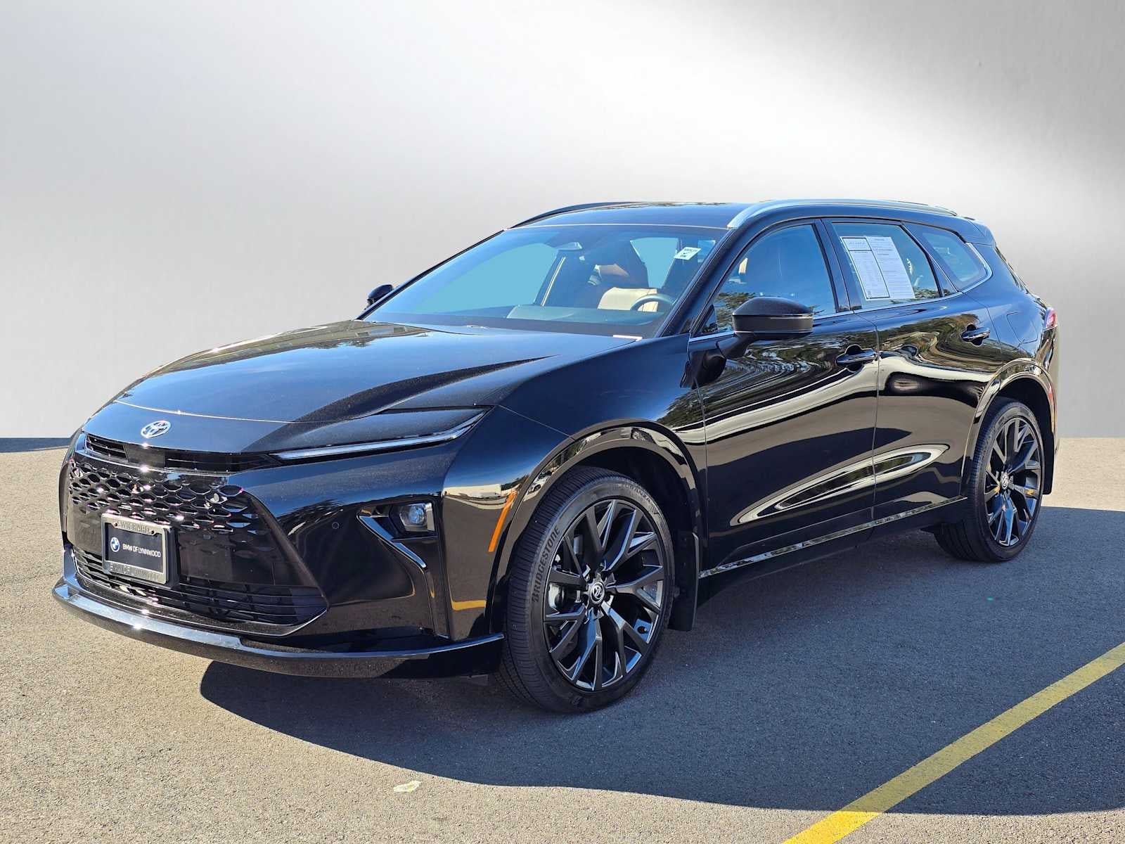 2025 Toyota Crown Signia Limited