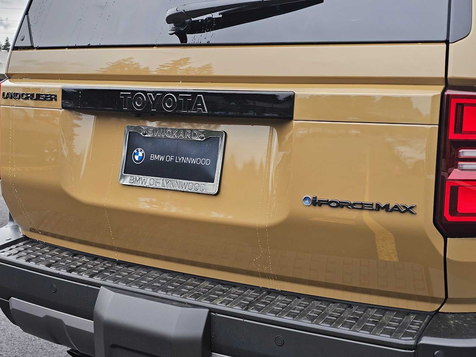 2026 Toyota Land Cruiser 4WD (Natl)