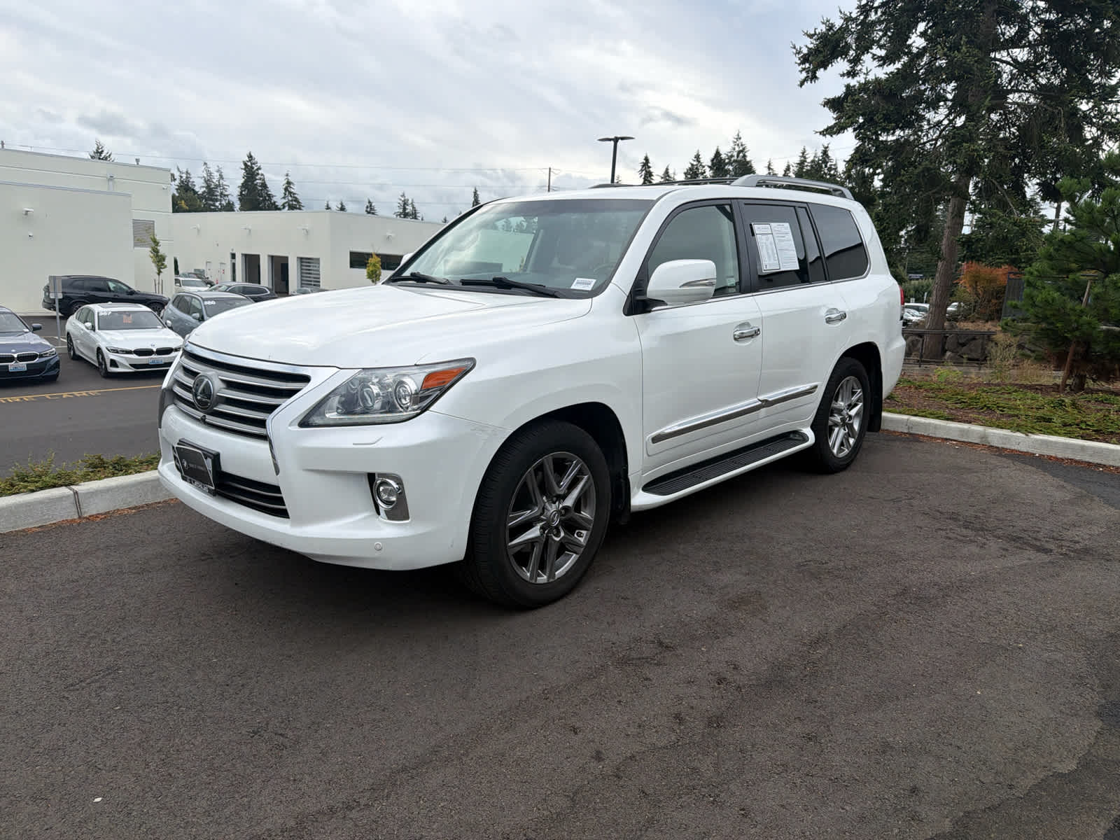 2015 Lexus LX 570 4WD 4dr