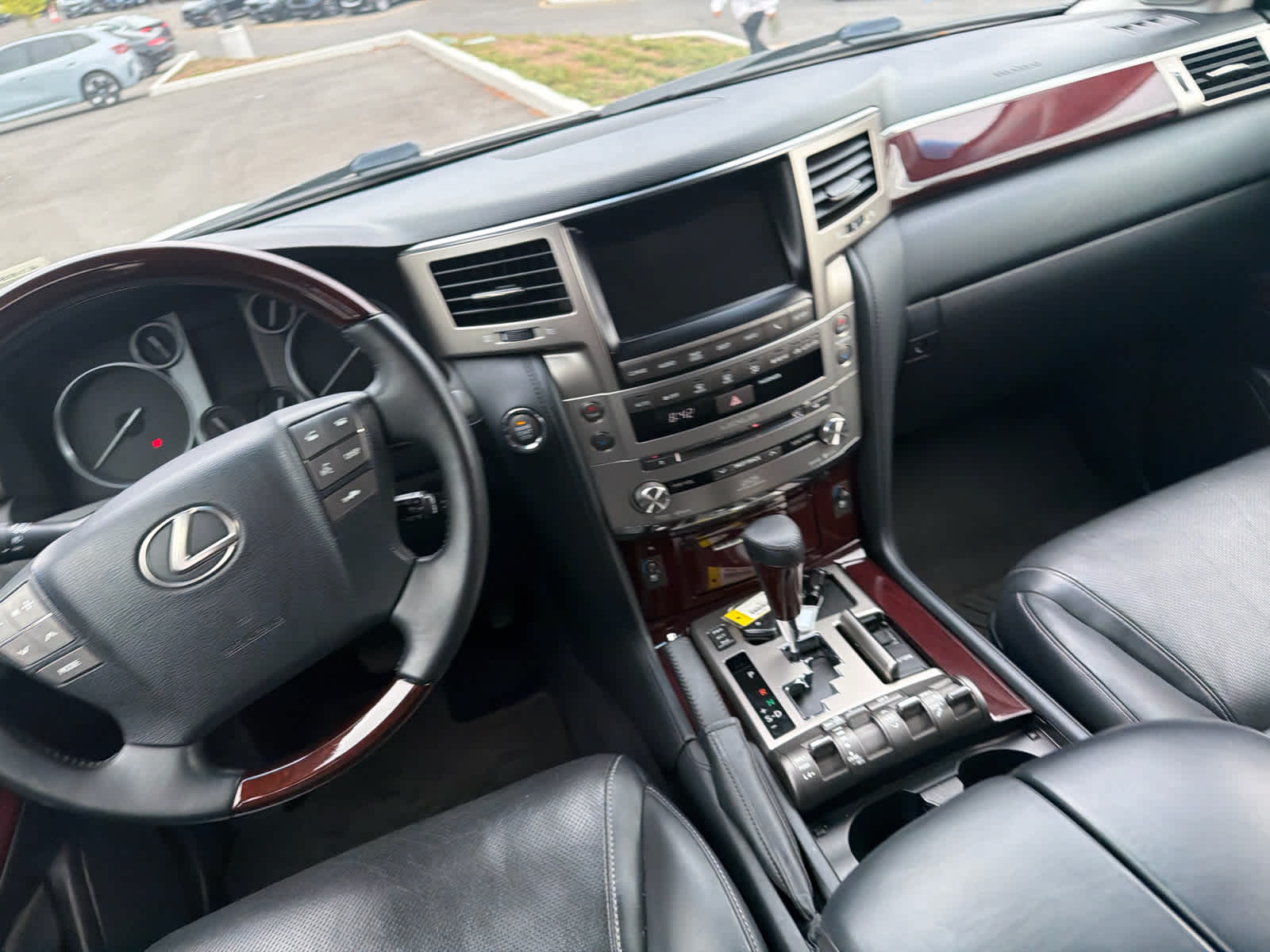 2015 Lexus LX 570 4WD 4dr