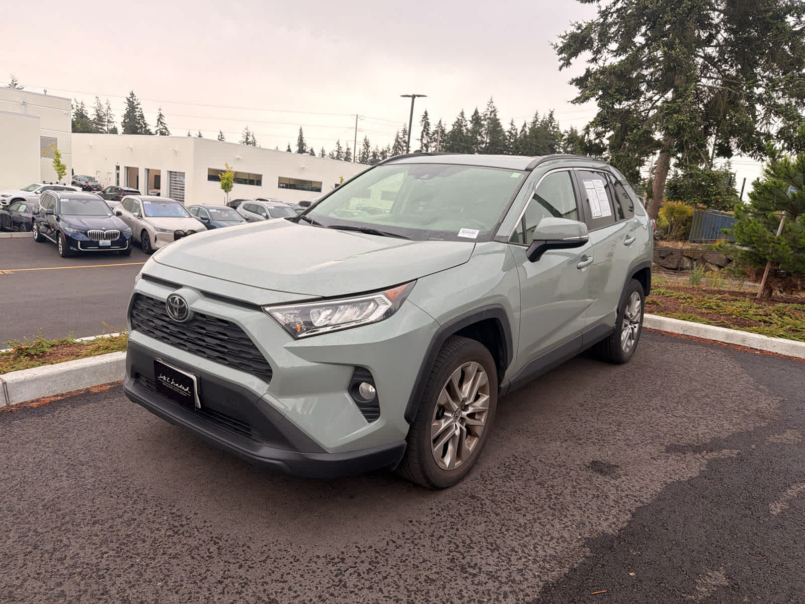 2021 Toyota RAV4 XLE Premium