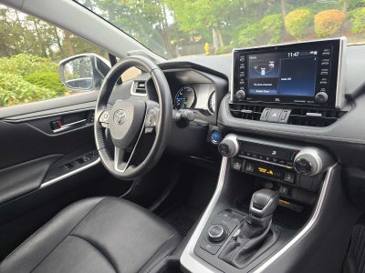 2021 Toyota RAV4 Hybrid XLE Premium