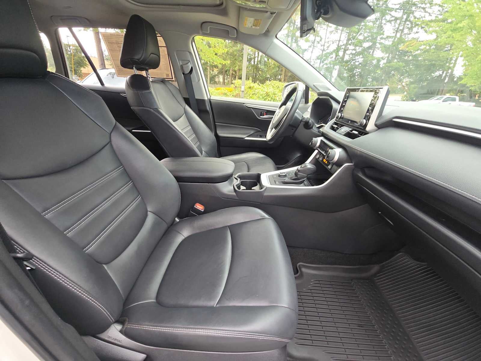 2021 Toyota RAV4 Hybrid XLE Premium