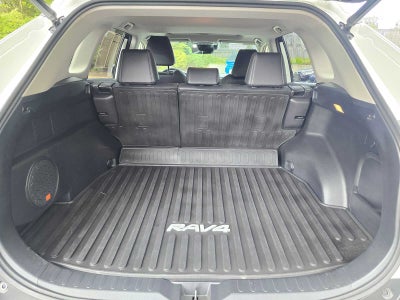 2021 Toyota RAV4 Hybrid XLE Premium