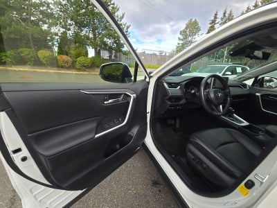 2021 Toyota RAV4 Hybrid XLE Premium