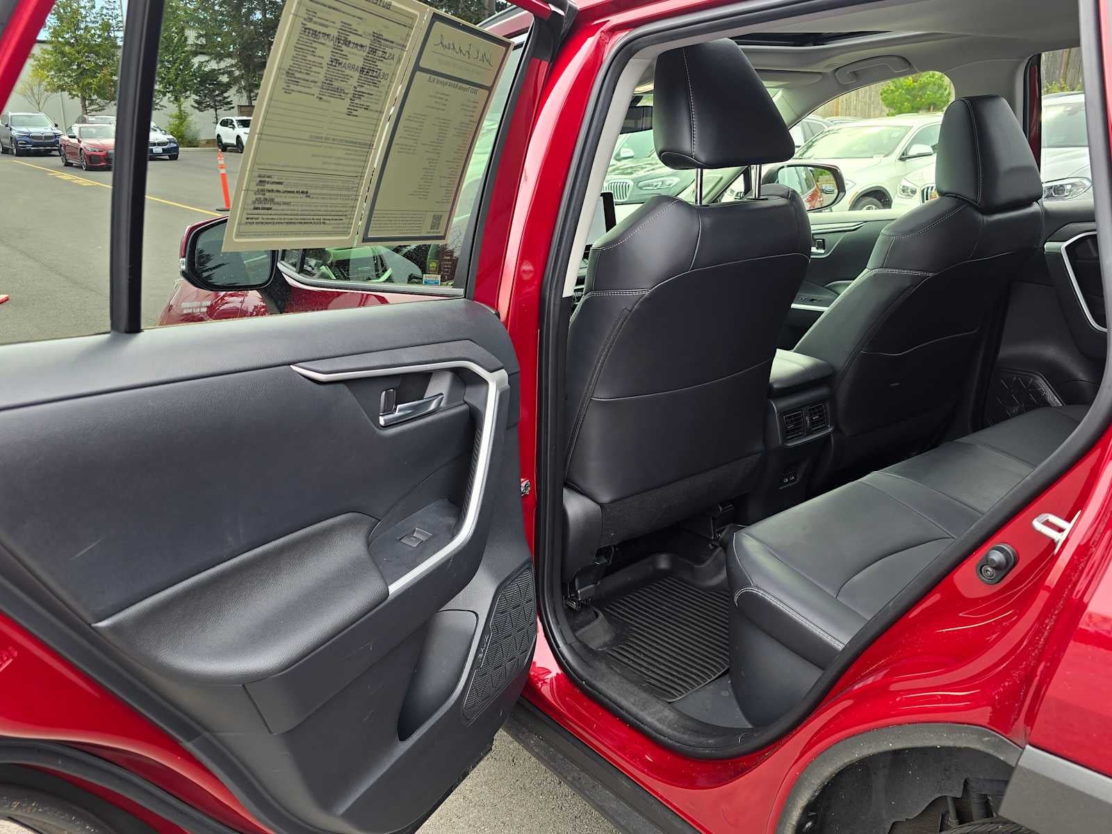 2023 Toyota RAV4 Hybrid XLE Premium