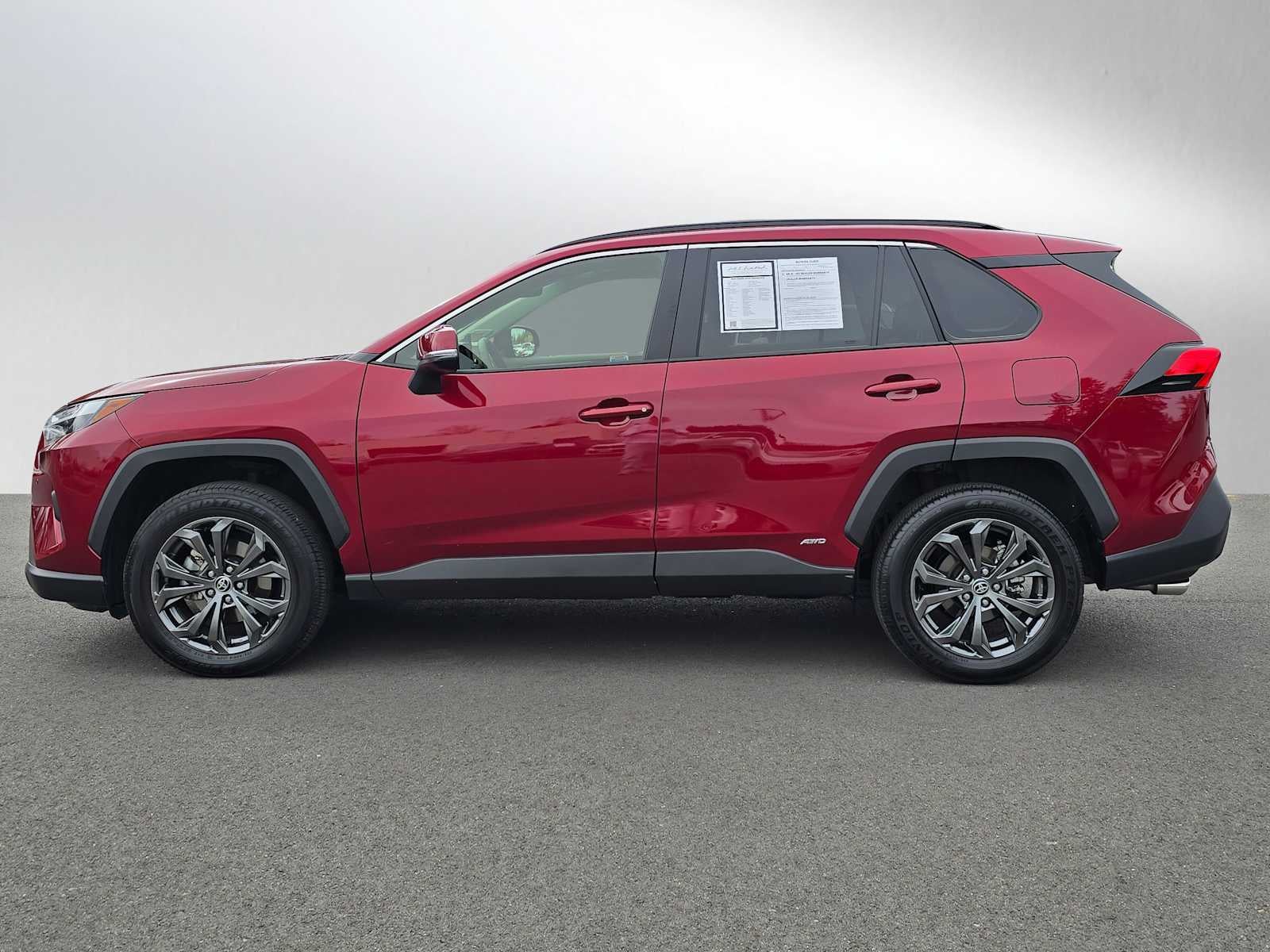 2023 Toyota RAV4 Hybrid XLE Premium