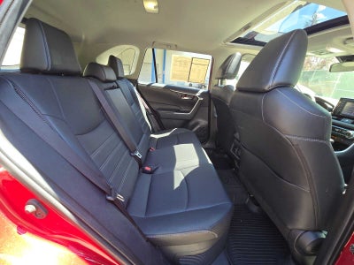 2022 Toyota RAV4 Hybrid XLE Premium
