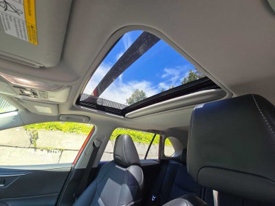 2022 Toyota RAV4 Hybrid XLE Premium