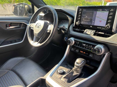 2019 Toyota RAV4 Hybrid XSE