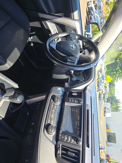 2016 Toyota RAV4 Hybrid XLE